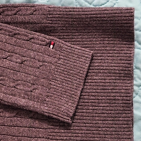 Tommy Hilfiger cable-knit sweater. Charcoal gray. Size M - Picture 8 of 11